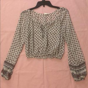 Long sleeve crop top